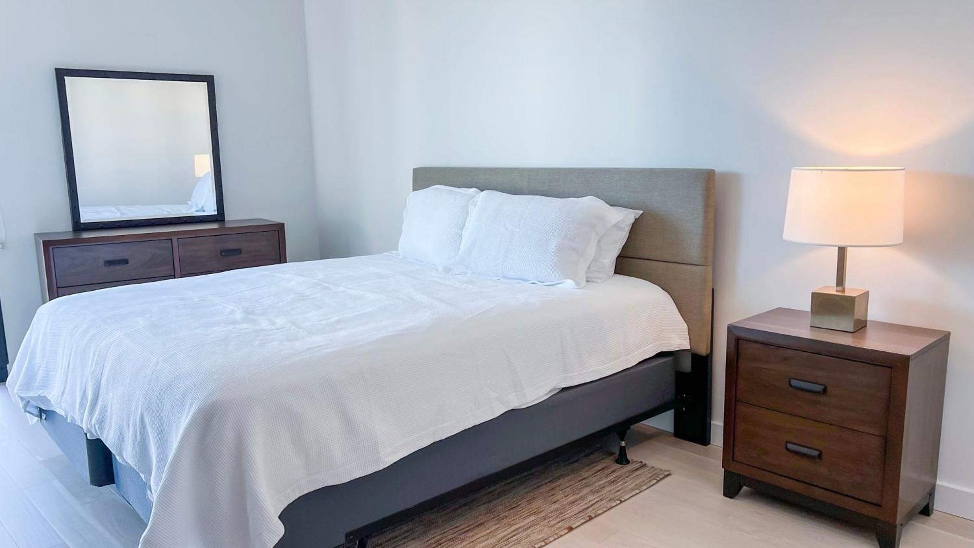 Landmark Management West La Capsule hotel Los Angeles