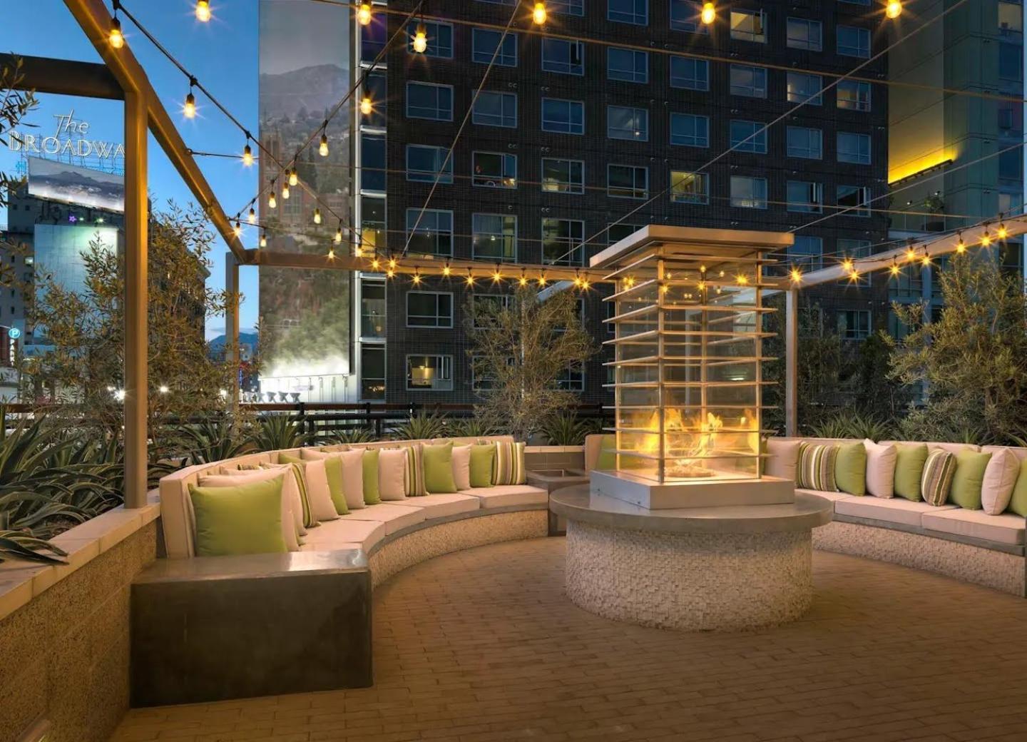 Capsule hotel Landmark Management West La Los Angeles